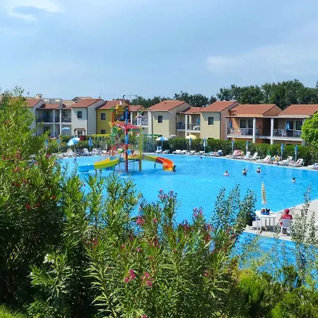 Apartments In Castelnuovo Del Garda 22107 Daire