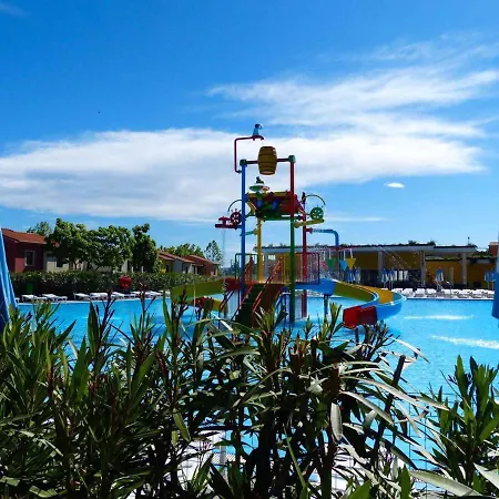 Apartments In Castelnuovo Del Garda 22107 Lägenhet *