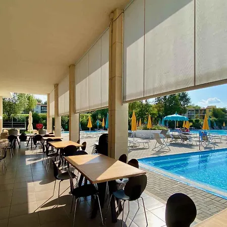 Lägenhet Apartments In Castelnuovo Del Garda 22107 *